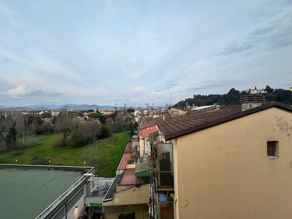 appartamento in vendita a Firenze in zona Soffiano