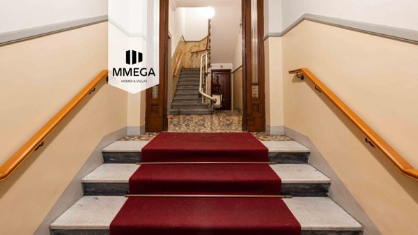 appartamento in vendita a Firenze in zona Le Cure