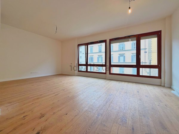 appartamento in vendita a Firenze in zona Centro Santa Maria Novella