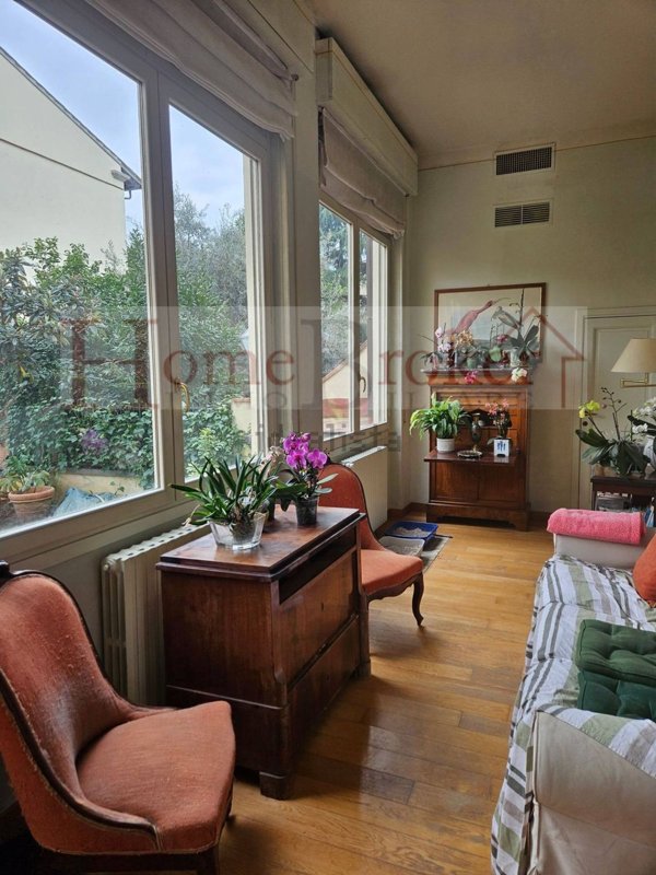 appartamento in vendita a Firenze in zona Campo di Marte