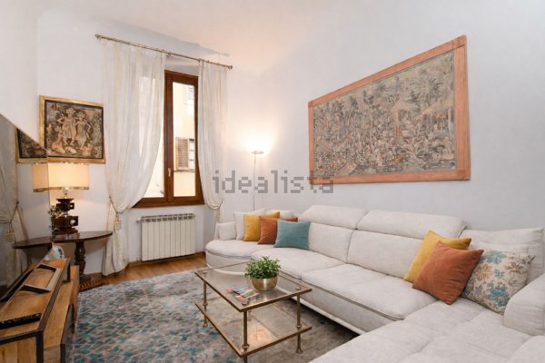 appartamento in vendita a Firenze in zona Centro Santa Maria Novella