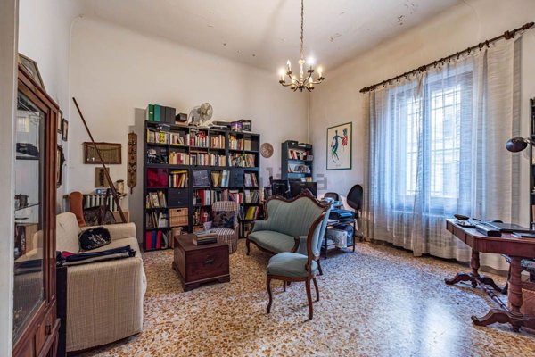 appartamento in vendita a Firenze in zona Le Cure