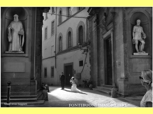 negozio in vendita a Firenze in zona Centro San Frediano