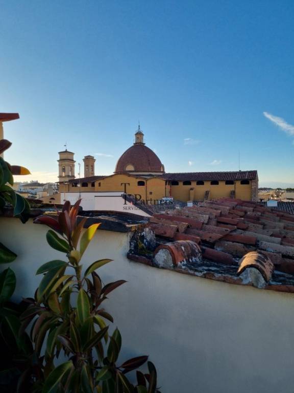 appartamento in vendita a Firenze in zona Centro Santa Maria Novella