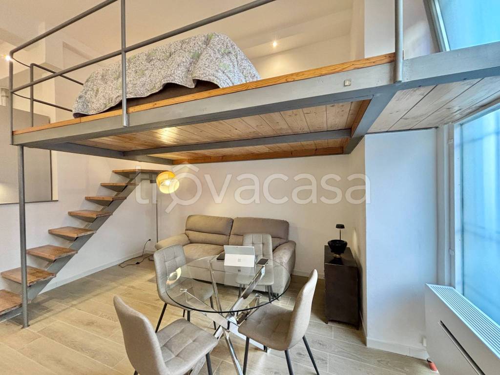 appartamento in vendita a Firenze in zona Statuto