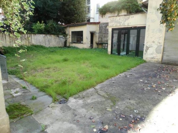 appartamento in vendita a Firenze in zona Campo di Marte