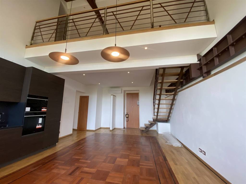 appartamento in vendita a Firenze in zona Bellosguardo