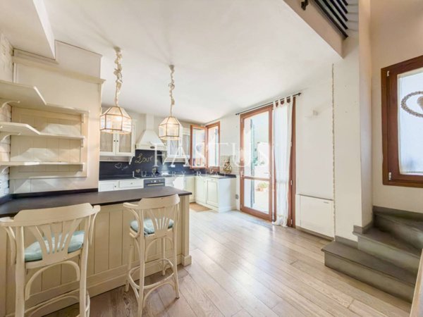 appartamento in vendita a Firenze in zona Campo di Marte