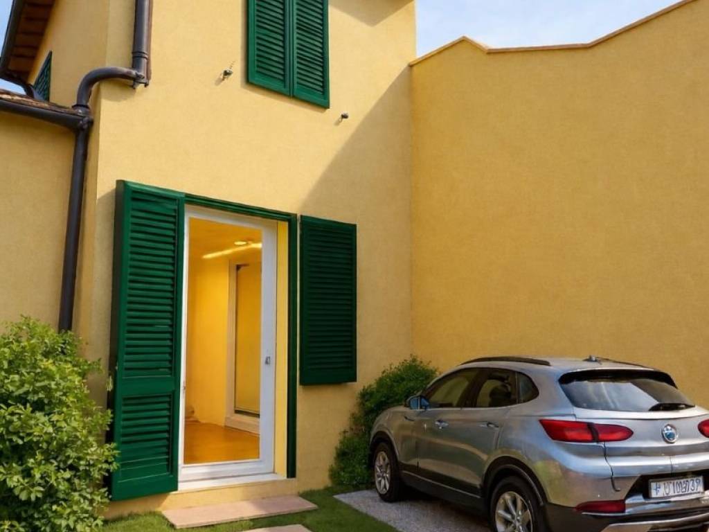 casa indipendente in vendita a Firenze