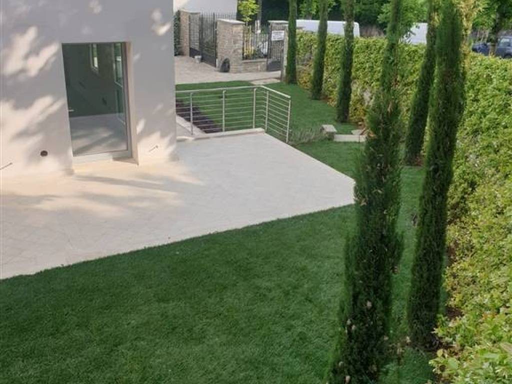 casa indipendente in vendita a Firenze in zona Porta Romana