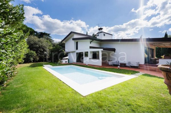 casa indipendente in vendita a Firenze in zona Coverciano