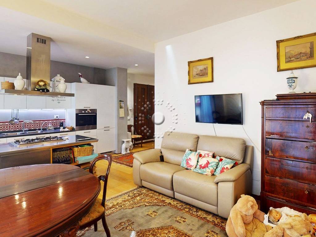 appartamento in vendita a Firenze in zona Bellosguardo