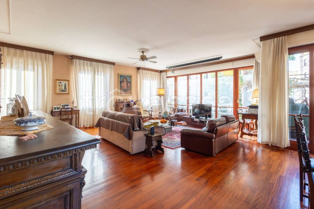 appartamento in vendita a Firenze in zona Centro Duomo