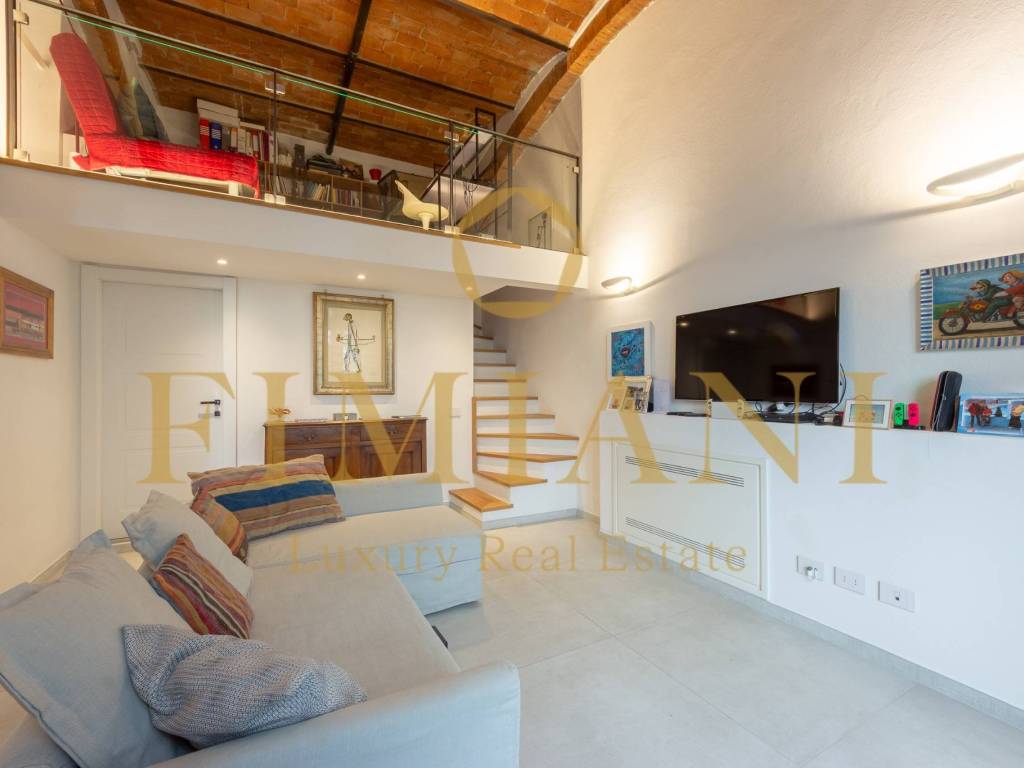 casa indipendente in vendita a Firenze in zona Bellosguardo