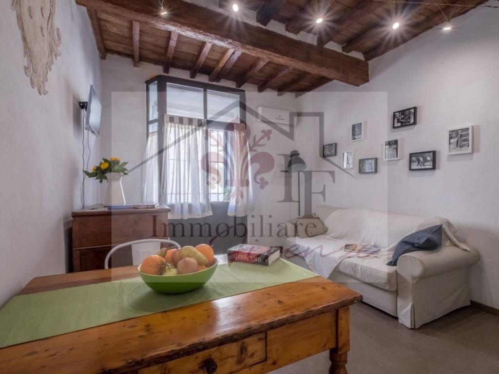 negozio in vendita a Firenze in zona Centro San Frediano