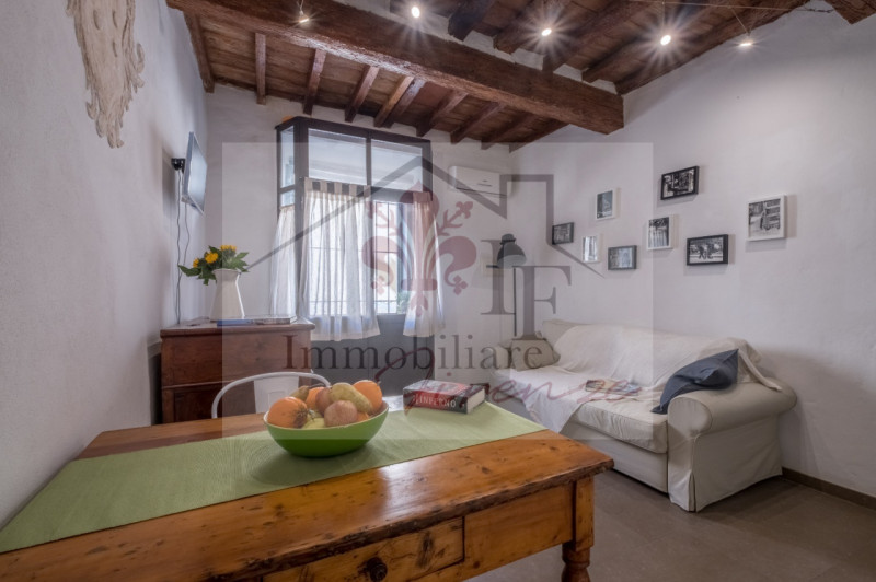 negozio in vendita a Firenze in zona Centro San Frediano