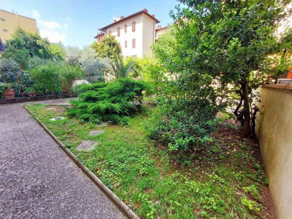appartamento in vendita a Firenze in zona Campo di Marte