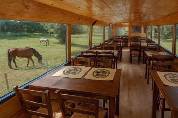 negozio in vendita a Firenze in zona Serpiolle