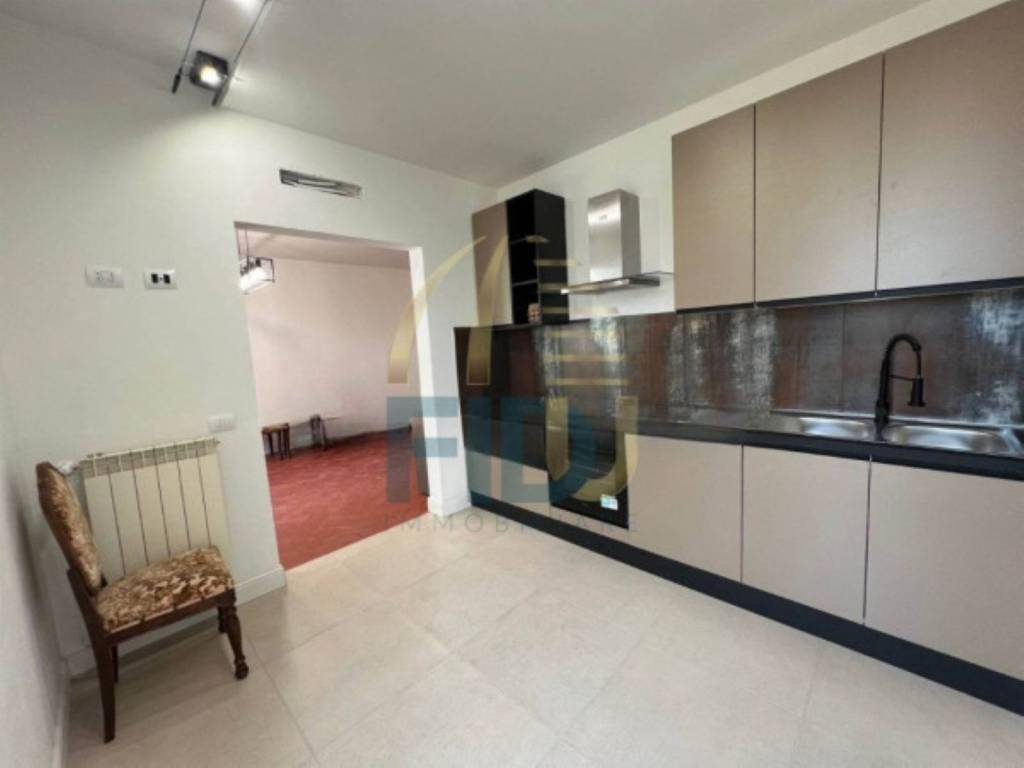 appartamento in vendita a Firenze in zona Campo di Marte