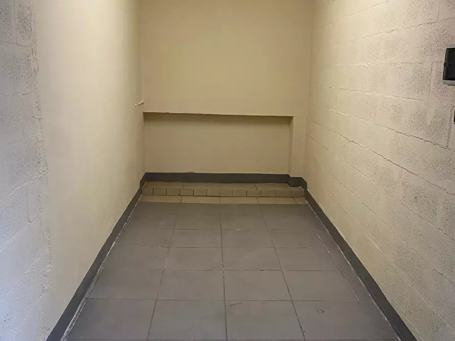 locale di sgombero in vendita a Firenze in zona Campo di Marte