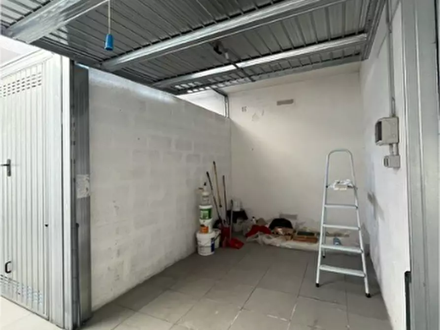 locale di sgombero in vendita a Firenze in zona Campo di Marte