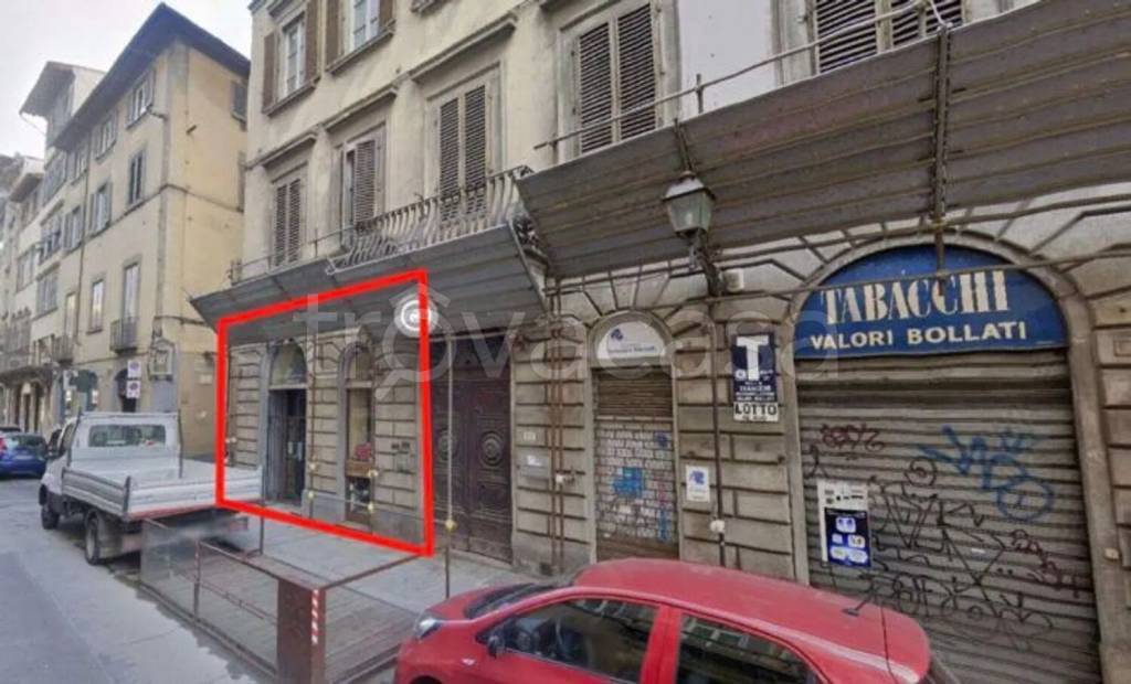 quadrivano in vendita a Firenze in zona Centro Santa Maria Novella