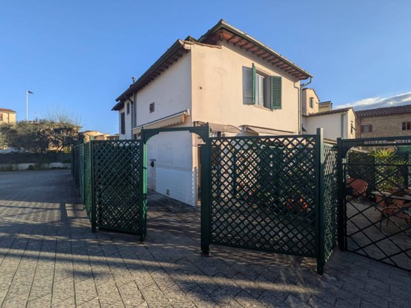 appartamento in vendita a Firenze in zona Legnaia