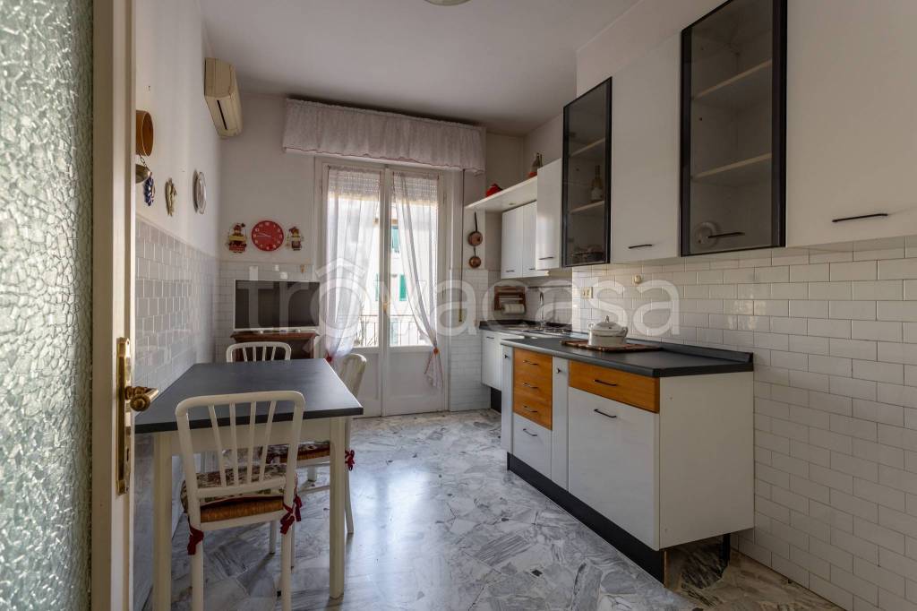 appartamento in vendita a Firenze in zona Coverciano