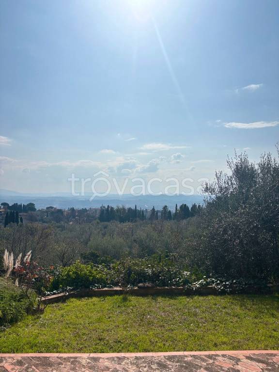 casa indipendente in vendita a Firenze in zona Settignano