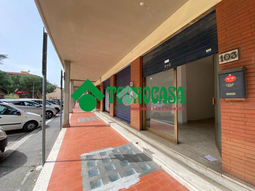 negozio in vendita a Firenze in zona Careggi