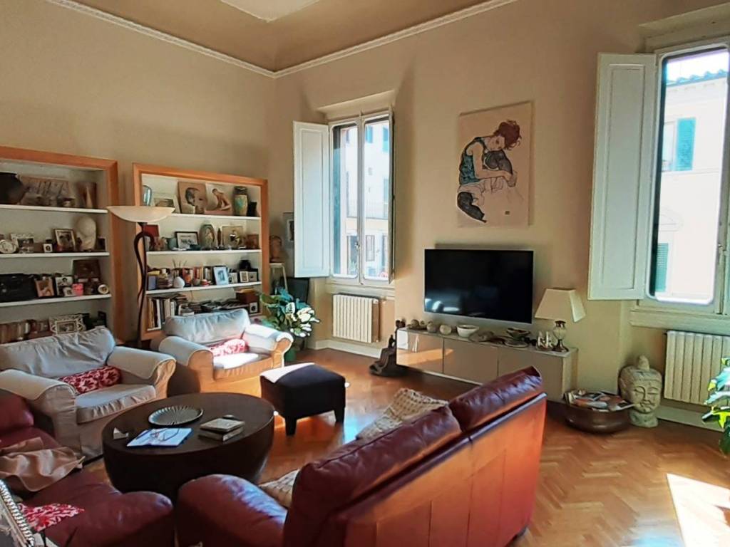 appartamento in vendita a Firenze in zona Campo di Marte