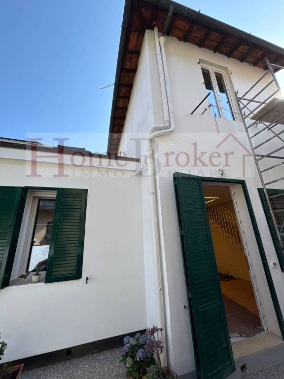 casa indipendente in vendita a Firenze in zona Statuto