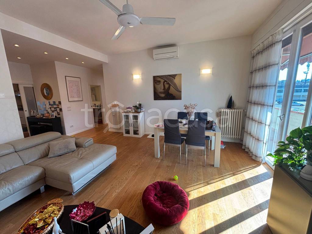 appartamento in vendita a Firenze in zona Galluzzo