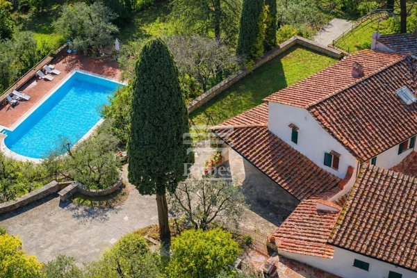 casa indipendente in vendita a Firenze in zona Pian dei Giullari