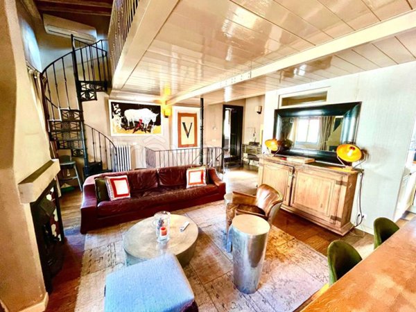 appartamento in vendita a Firenze in zona Centro Santa Croce