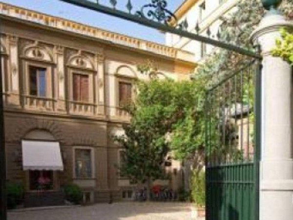 ufficio in vendita a Firenze in zona Centro Santa Croce