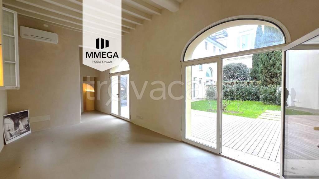 appartamento in vendita a Firenze in zona Centro San Frediano