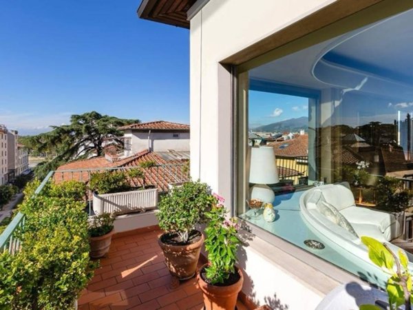 appartamento in vendita a Firenze in zona Centro Santa Maria Novella