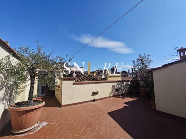 appartamento in vendita a Firenze in zona Centro Santa Croce
