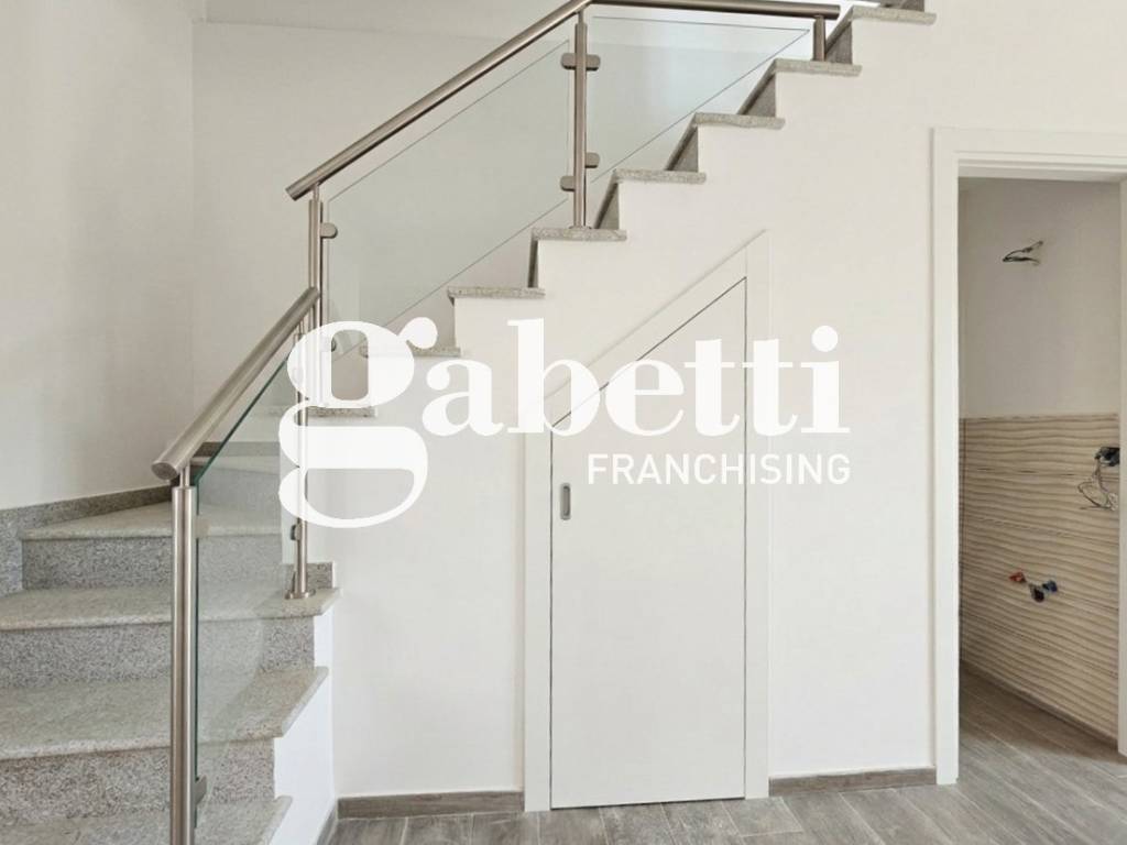 casa indipendente in vendita a Firenze