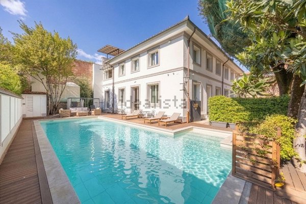 casa indipendente in vendita a Firenze in zona Centro Santa Croce