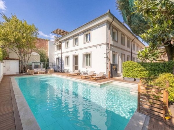 casa indipendente in vendita a Firenze in zona Centro Storico