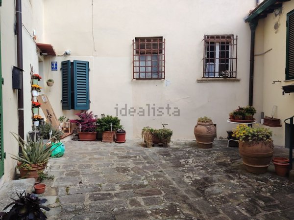 appartamento in vendita a Firenze in zona Settignano