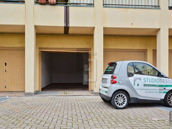 negozio in vendita a Firenze in zona Careggi