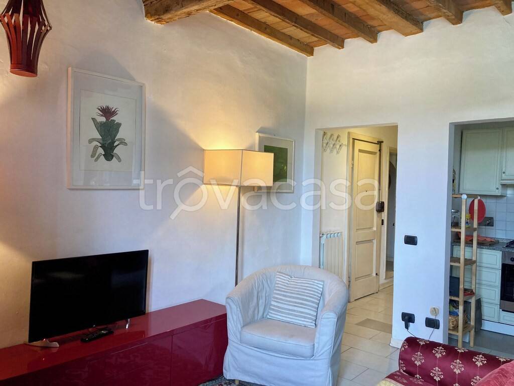 appartamento in vendita a Firenze in zona Pignone