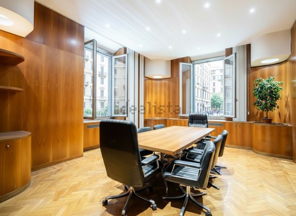 ufficio in vendita a Firenze in zona Centro Santa Maria Novella