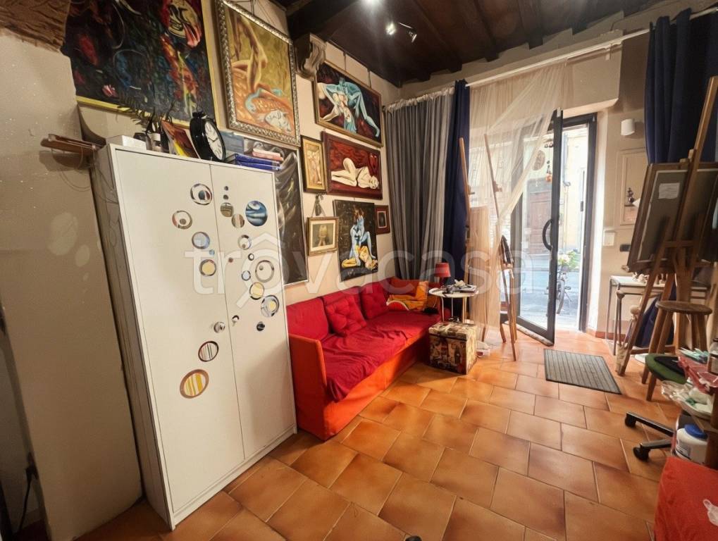 negozio in vendita a Firenze in zona Centro San Frediano