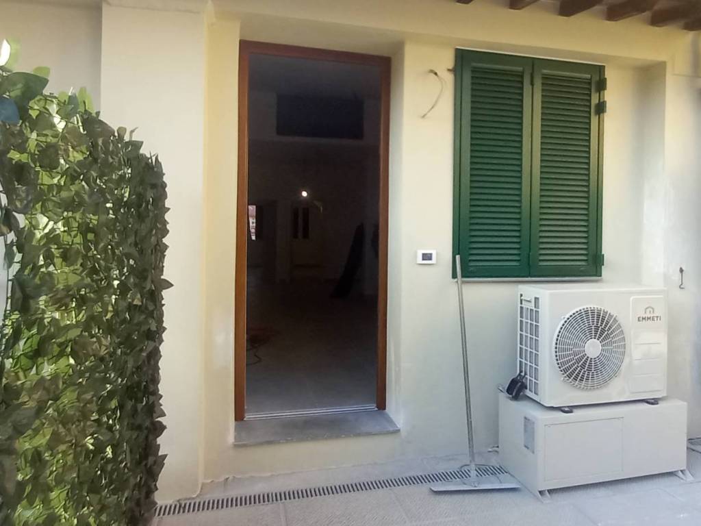 appartamento in vendita a Firenze in zona Isolotto