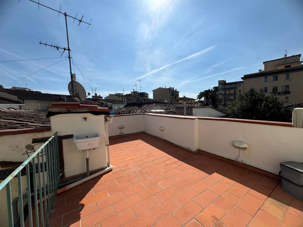 appartamento in vendita a Firenze in zona Serpiolle