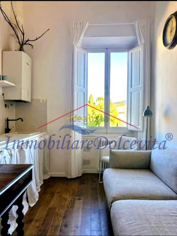 appartamento in vendita a Firenze in zona Campo di Marte